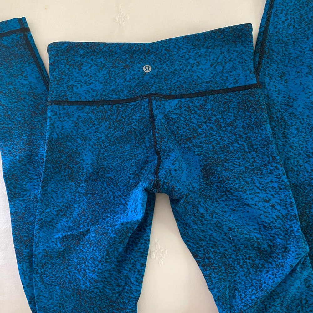 Fun Lululemon Patterned Leggings! - image 3